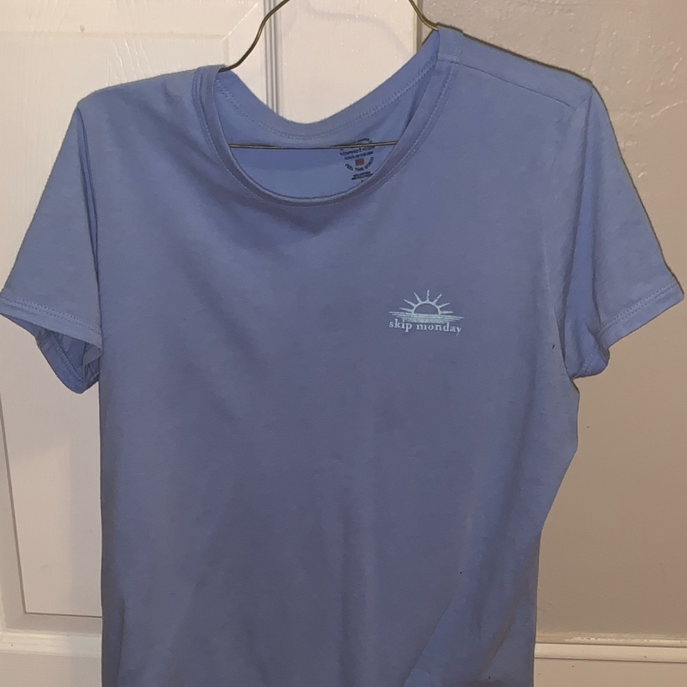 This is a short sleeve Vineyard Vines shirt